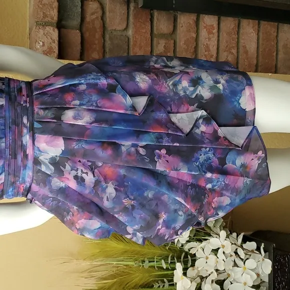 🆕️ GUESS Bombay Floral Asymmetrical Strapless Dress SIZE: 6