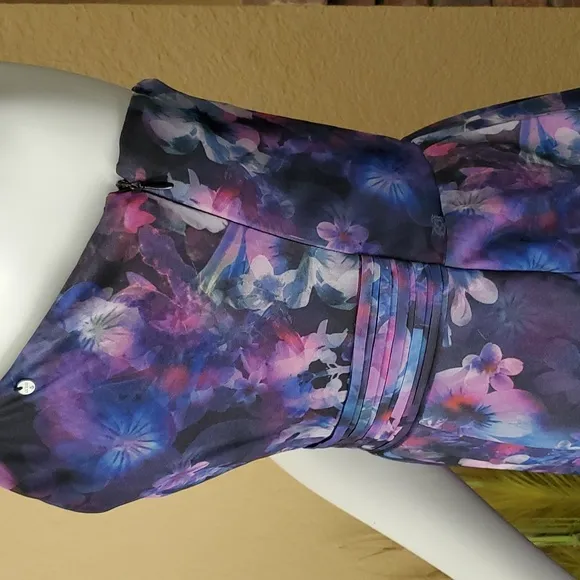 🆕️ GUESS Bombay Floral Asymmetrical Strapless Dress SIZE: 6