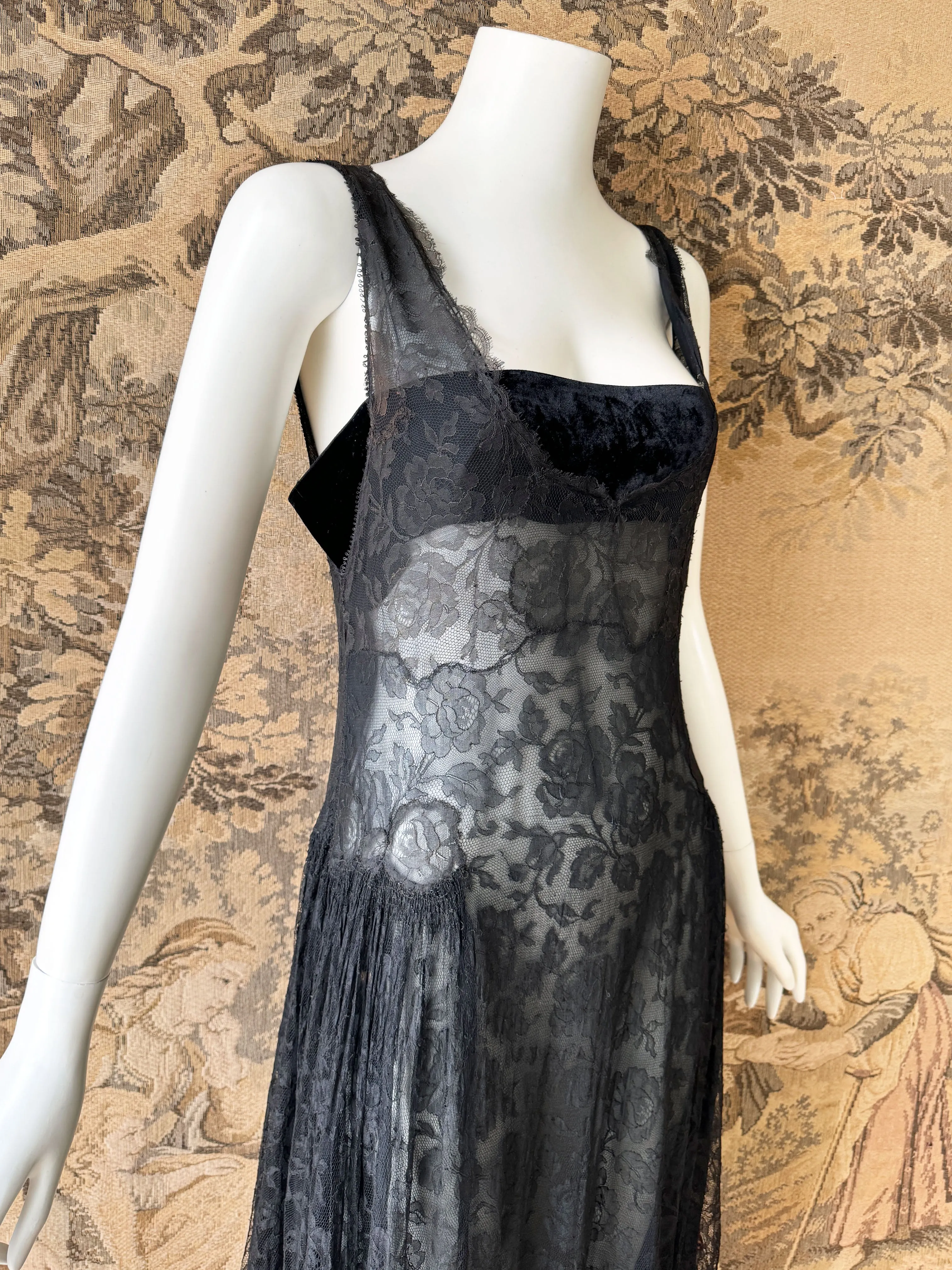 1920s Embellished Chantilly Lace Dress