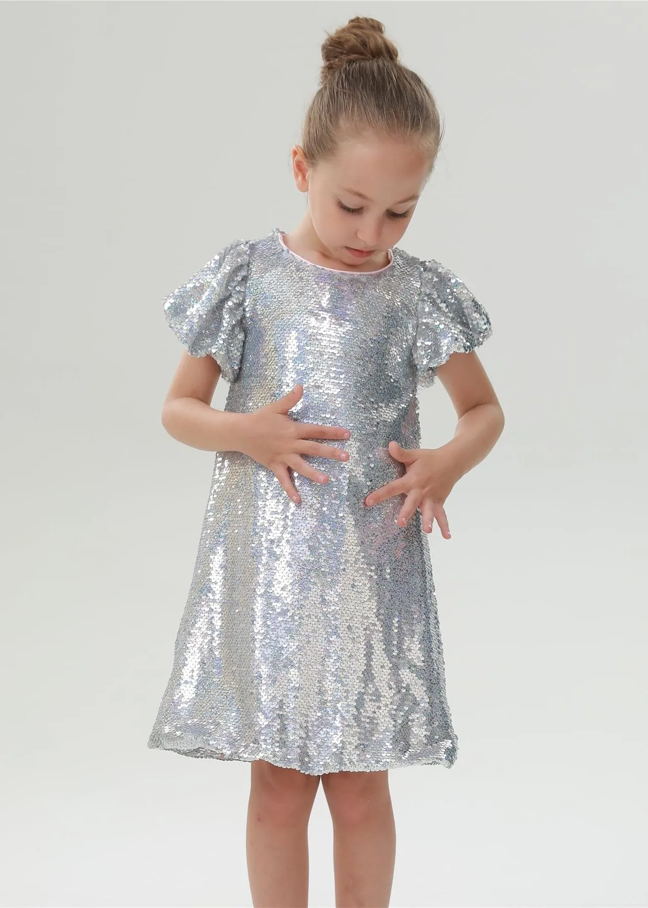 2Bunnies Girls' Silver Sequin Puff Sleeve Dress