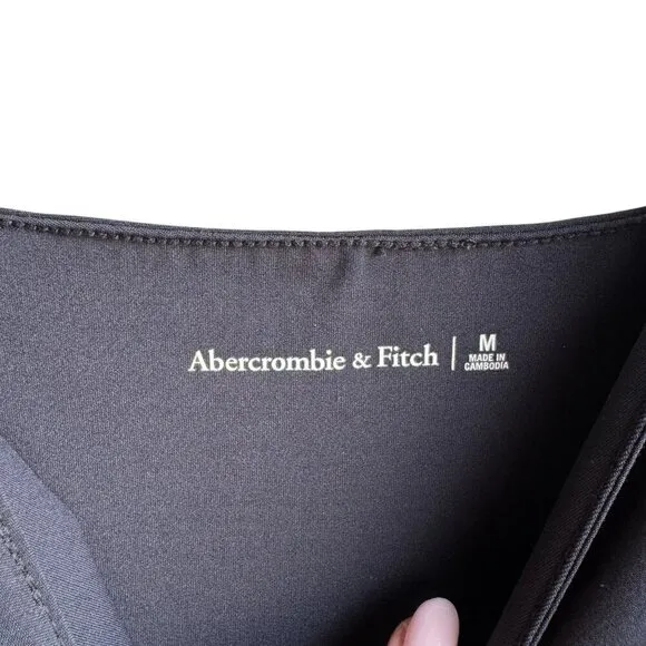 Abercrombie Traveler Wide Strap Mini Dress V-Neck Size Medium Black