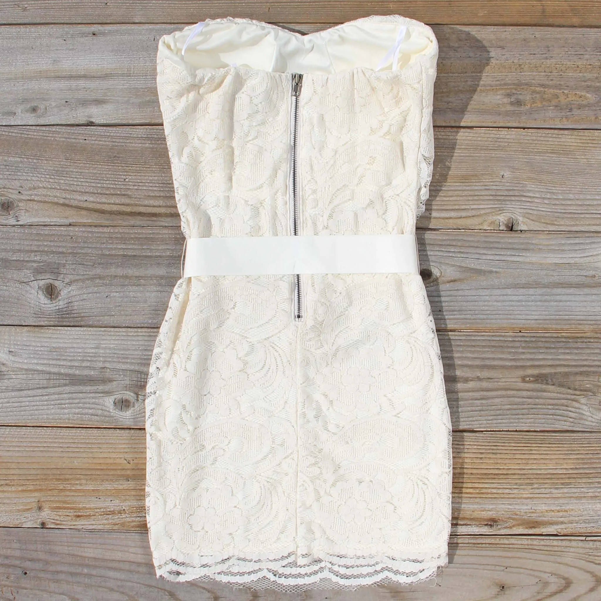 Arizona Lace Dress in Sand