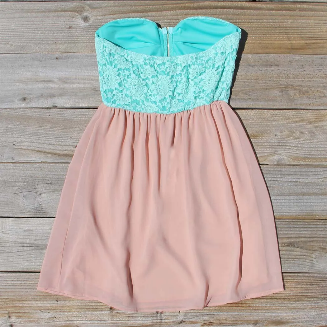 August Glow Dress in Mint