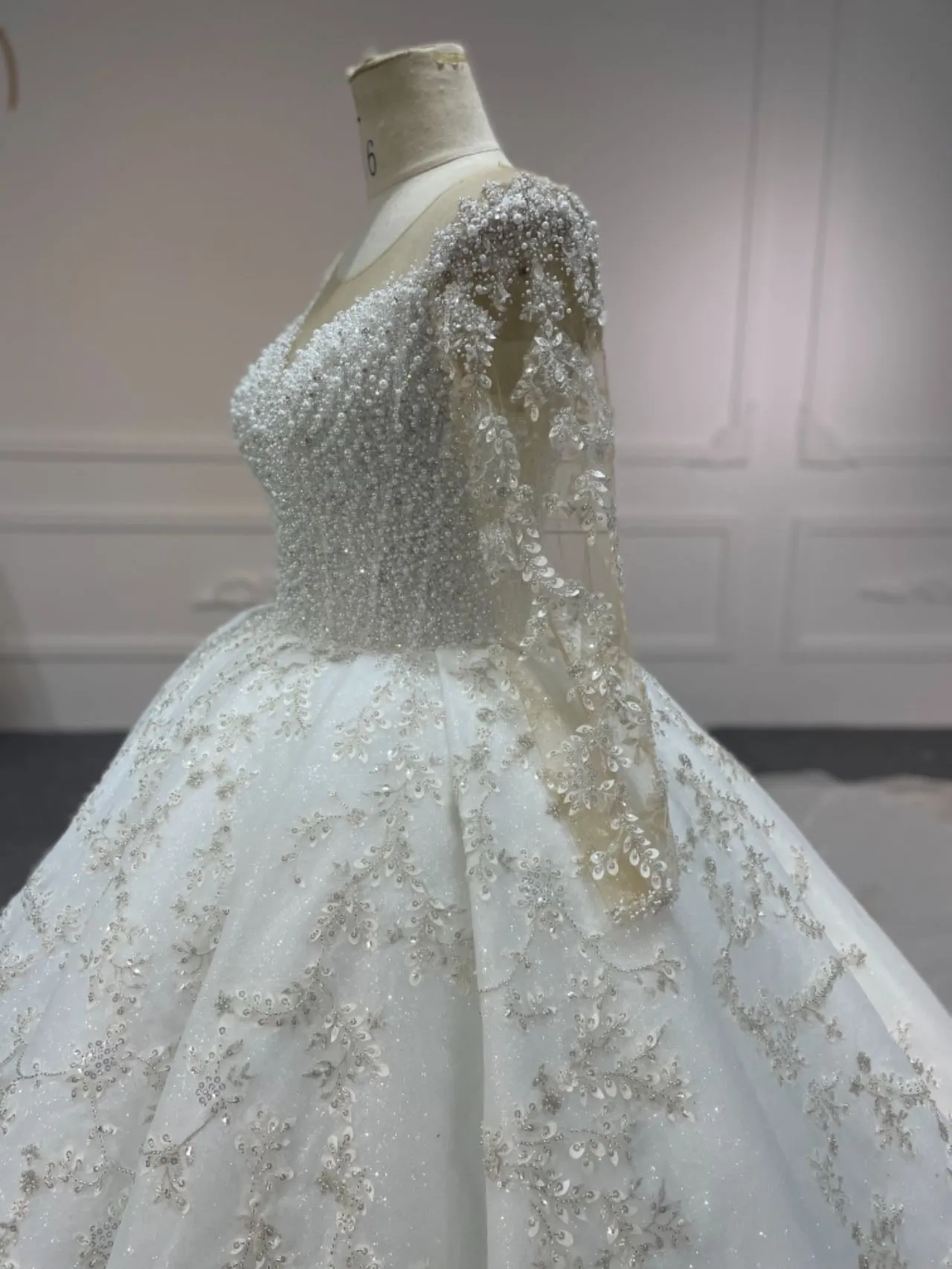 BYG23-43  BLING CRYSTAL BEADED WEDDING GOWN WITH 2 METERS TAIL