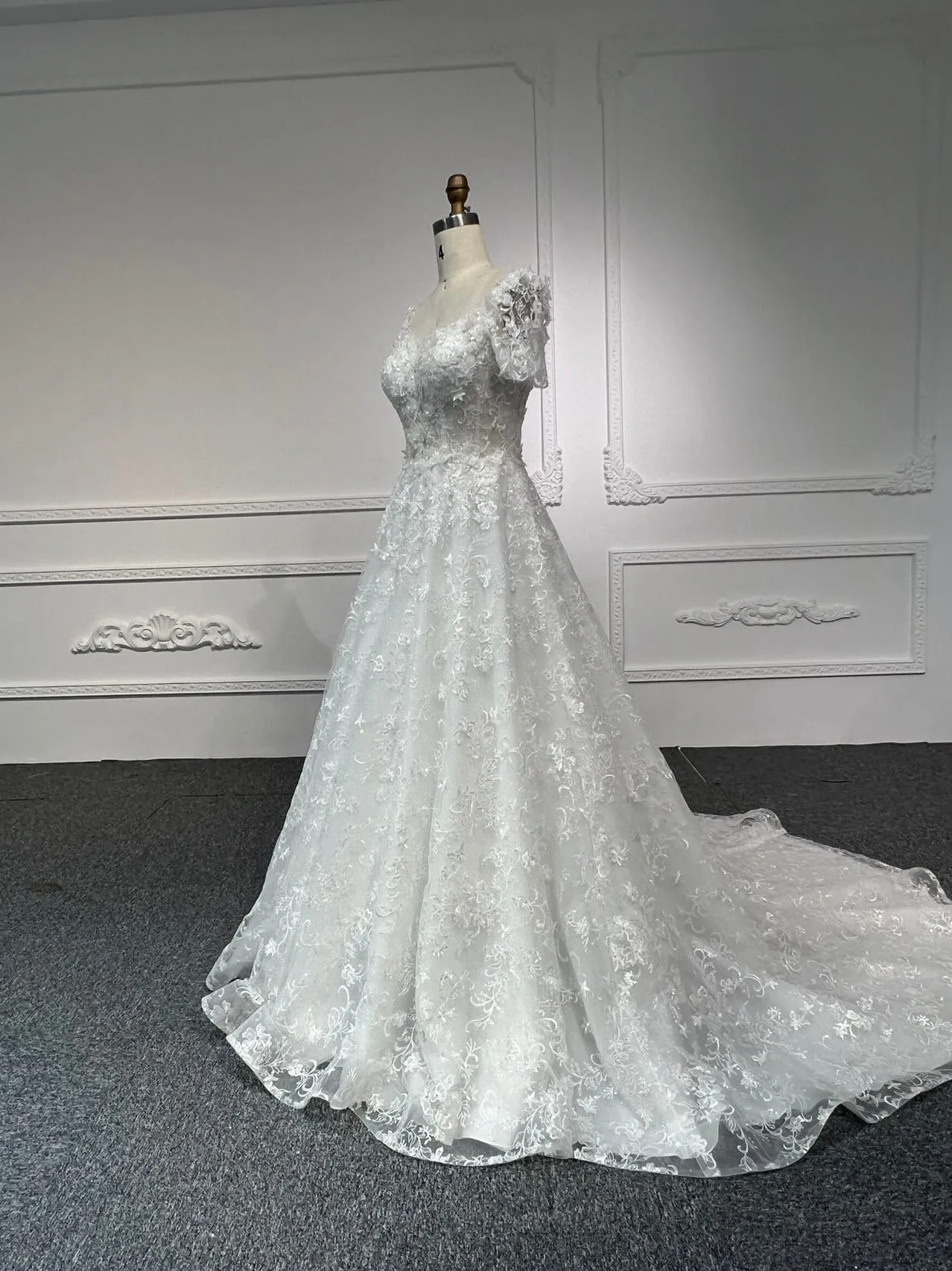 BYG#Y2325 Short-sleeved 3D lace flowers, luxurious beading, A-line