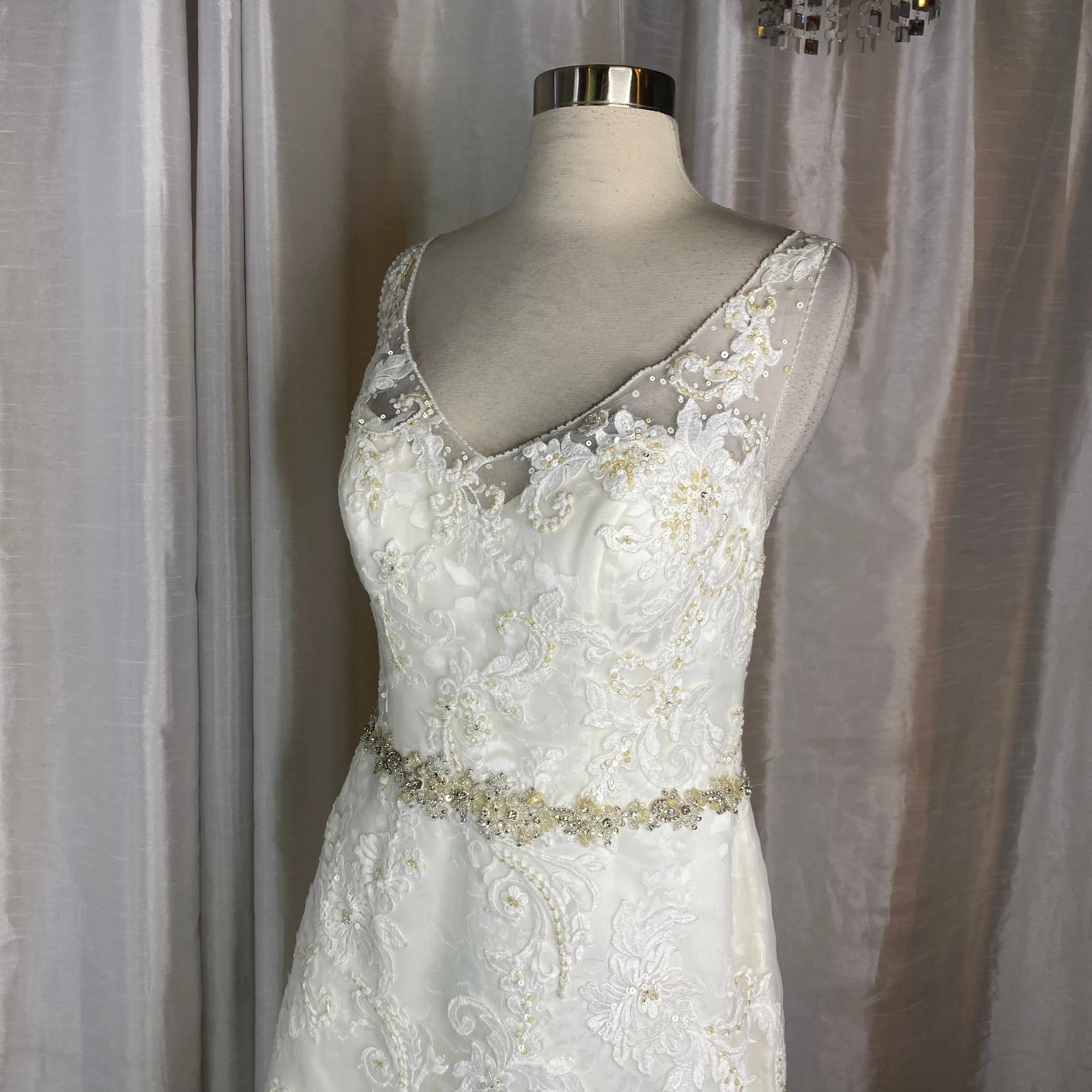 CASABLANCA Wedding Style # 2204 Gown Size 12