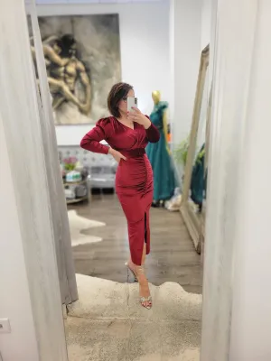 CLEARANCE - WINE VELVET MIDI DRESS WITH A  BELT