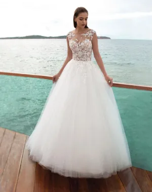 Cosmobella 8011 Size 6 Ivory Gown