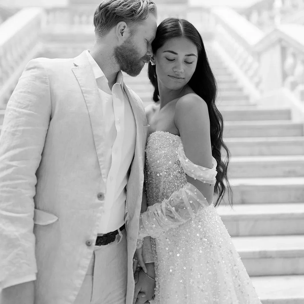 Customized Off Shoulder Sparkle Beading Wedding Gowns Zipper Sweetheart Shining A Line Bridal Dress Detachable Sequins Cuffs