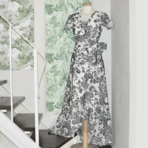 Dauphine Black and White Dress