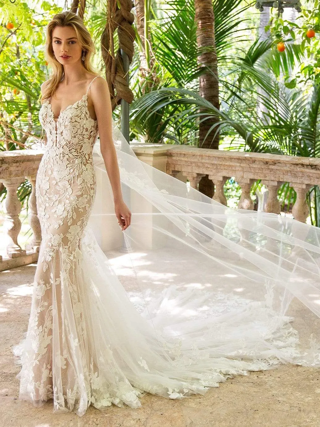 Enzoani: Raissa