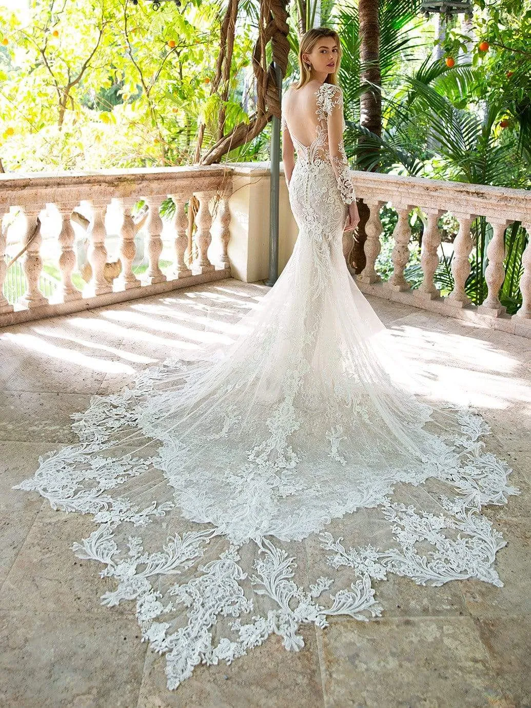 Enzoani: Rosalie