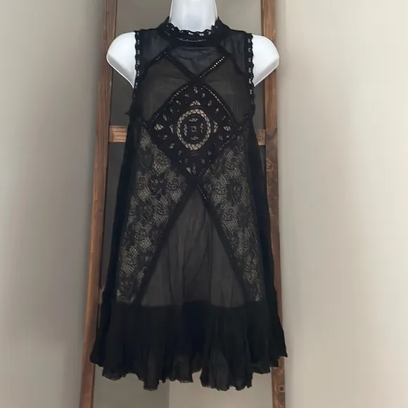 Free People Angel Lace Dress fully lined black.