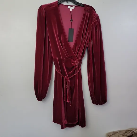 Gianni Bini Leighton Velvet  Surplice V-Neck Long Sleeve Wrap Dress