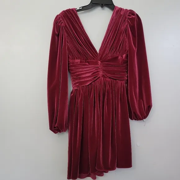 Gianni Bini Mariah 3/4 Sleeve Plunging V-Neck Velvet A-Line Dress