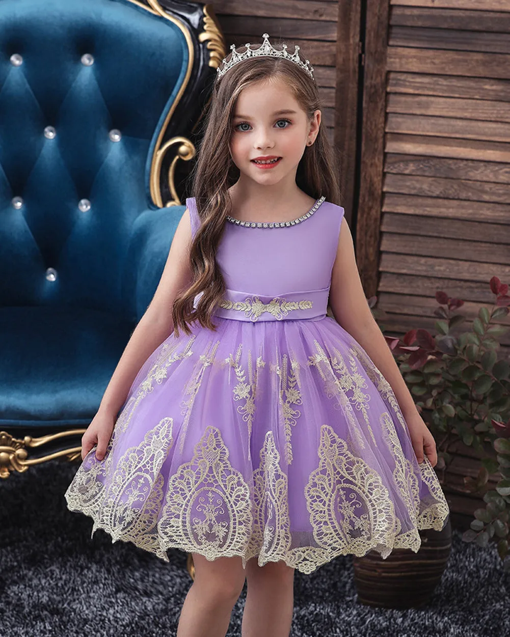 Girls Sleeveless Embroidered Wedding Dress Up Knee-length Pageant Dress