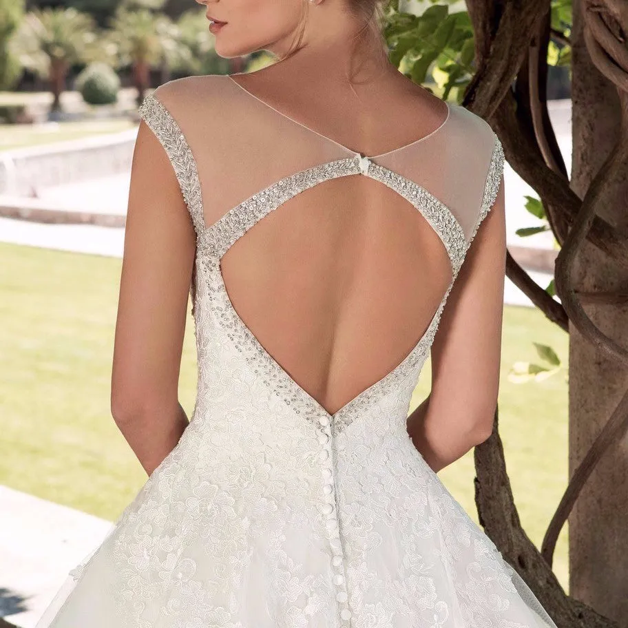 Gorgeous Scoop Cap Sleeves Wedding Dress In Soft Tulle And Beaded Free Shipping