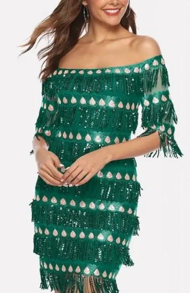 Green off Shoulder Half Sleeve Dress
