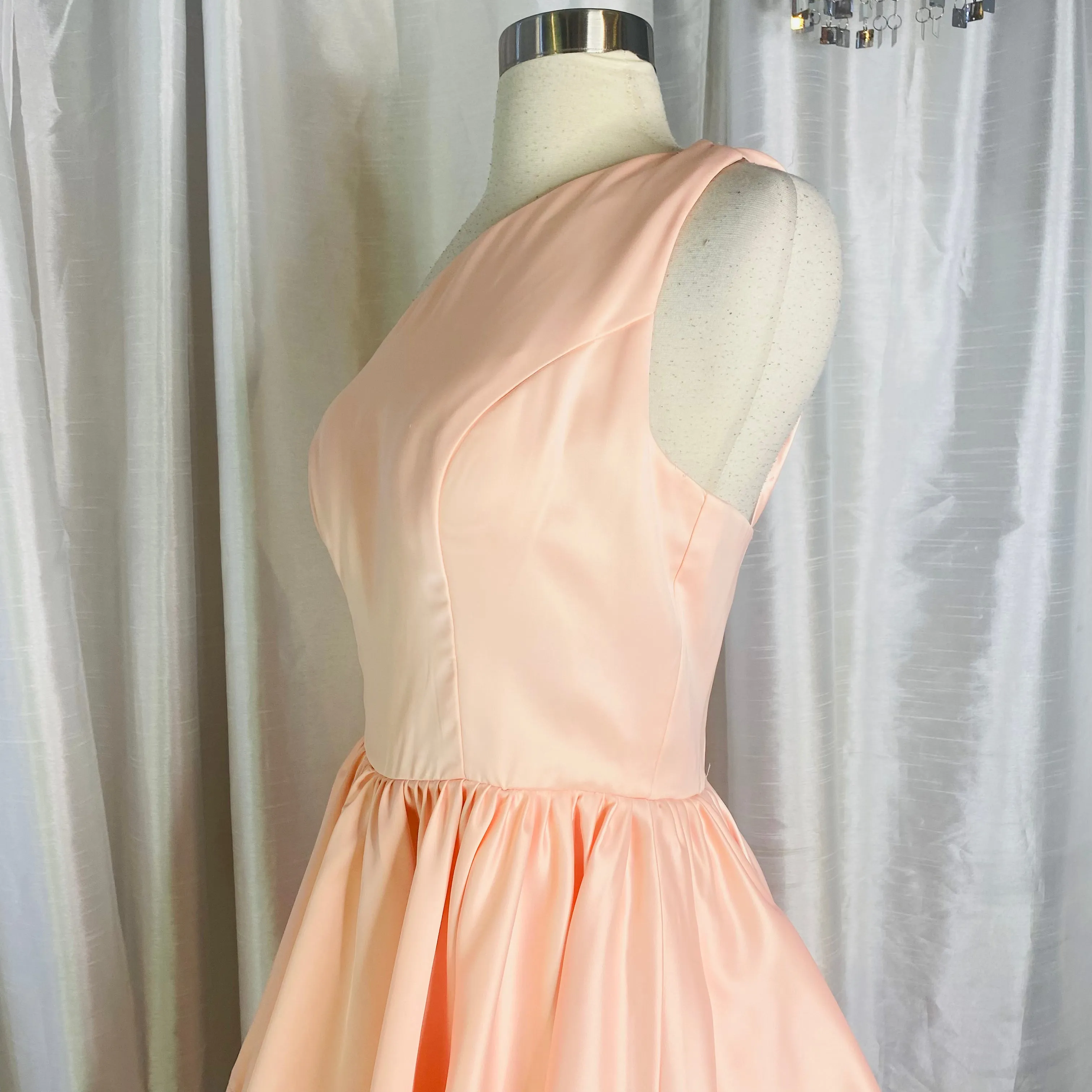 HEBEOS Candy Pink/Peach One-Shoulder Sleeveless Charmeuse Ruffles A-Line/Princess Short Dress Size 6 NWT