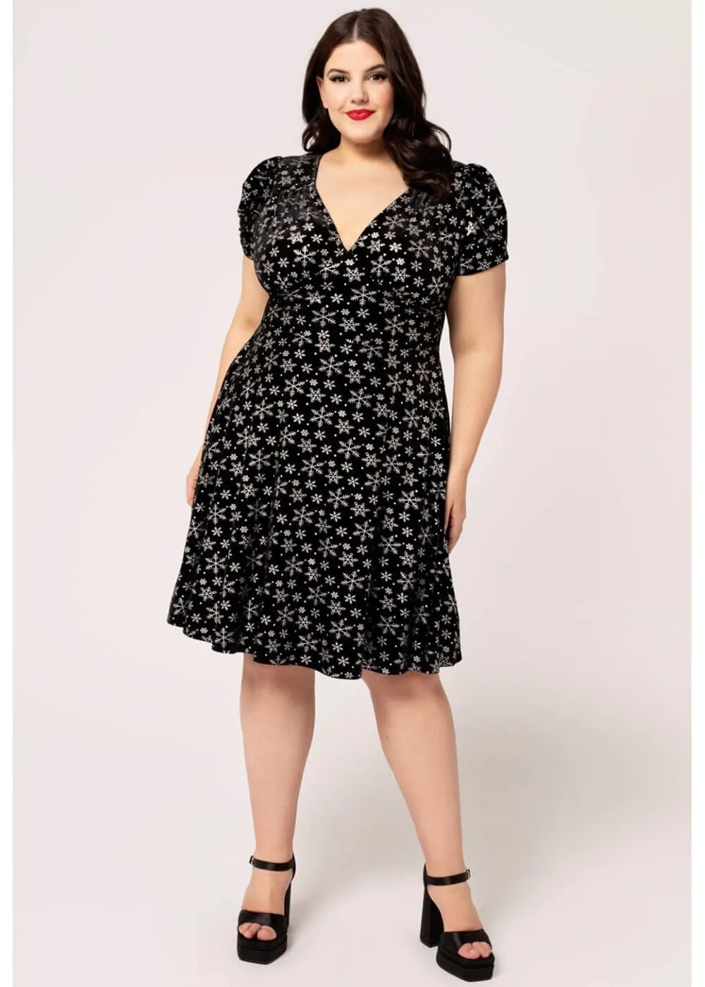 Hell Bunny Eve Snowflakes Velvet 40's A-Line Dress Black