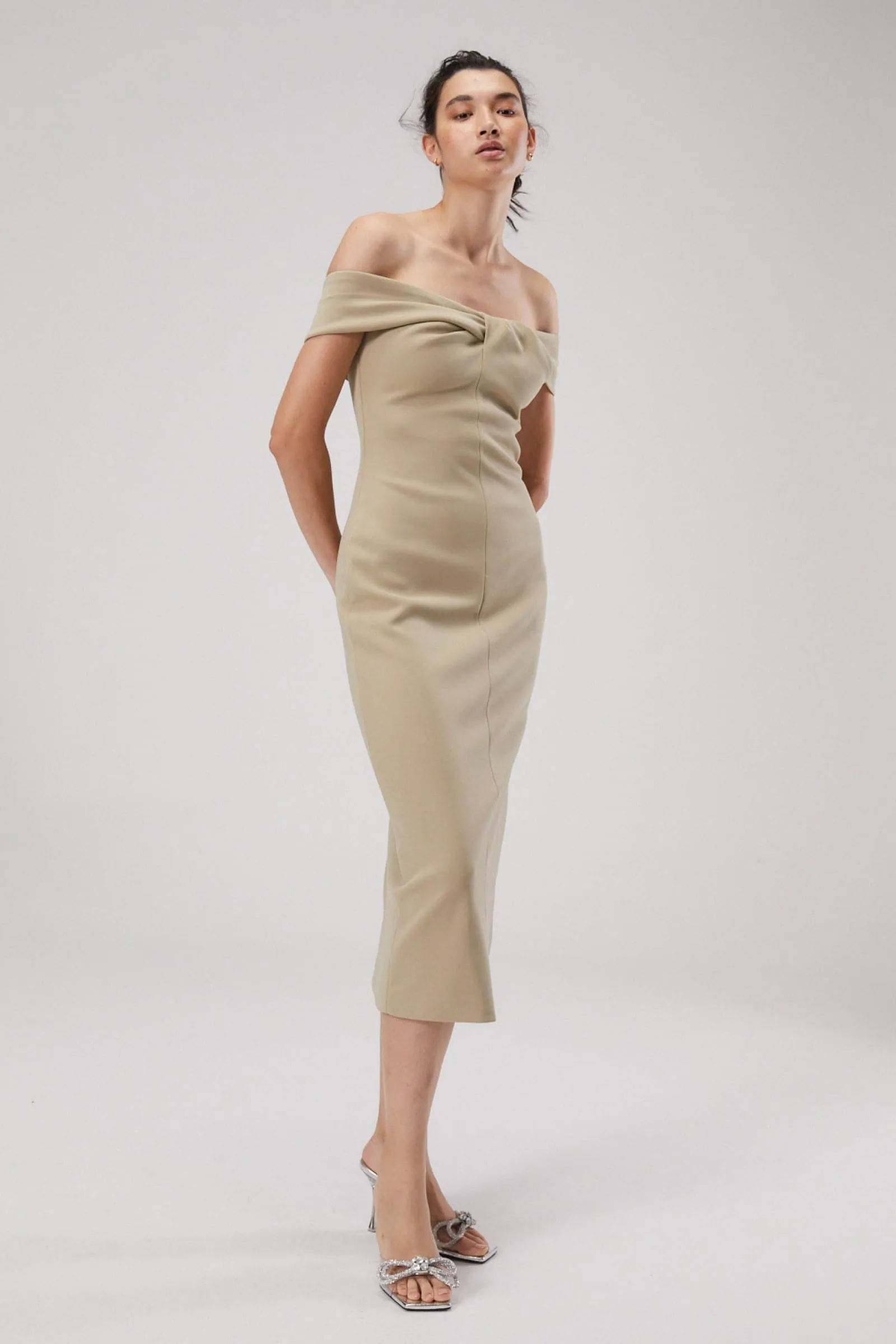 IVY CREPE MIDI DRESS