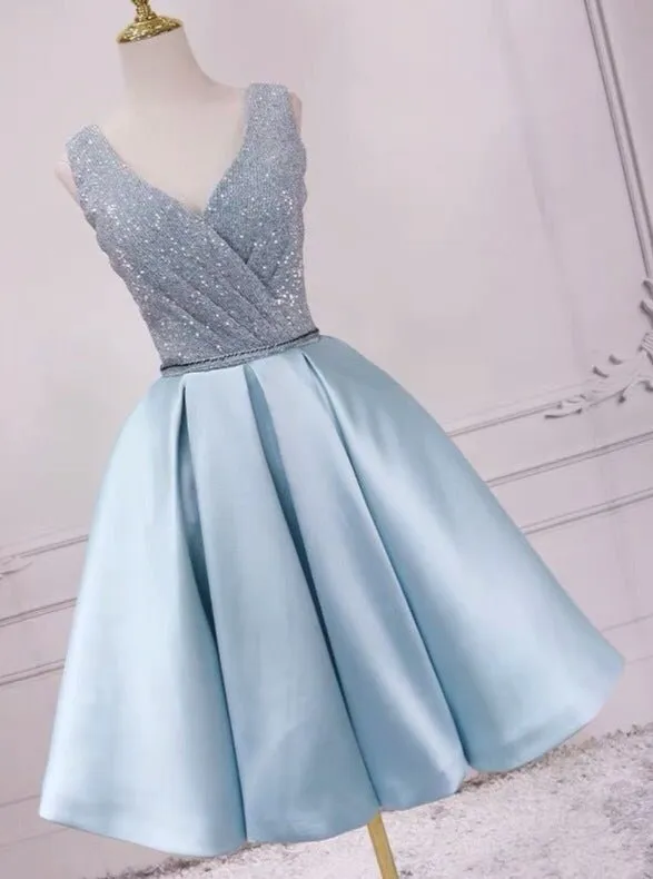 Knee Length Blue Homecoming Dress