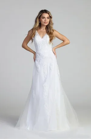 Let’s Evening Gowns 7686L