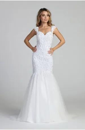 Let’s Evening Gowns 7688L