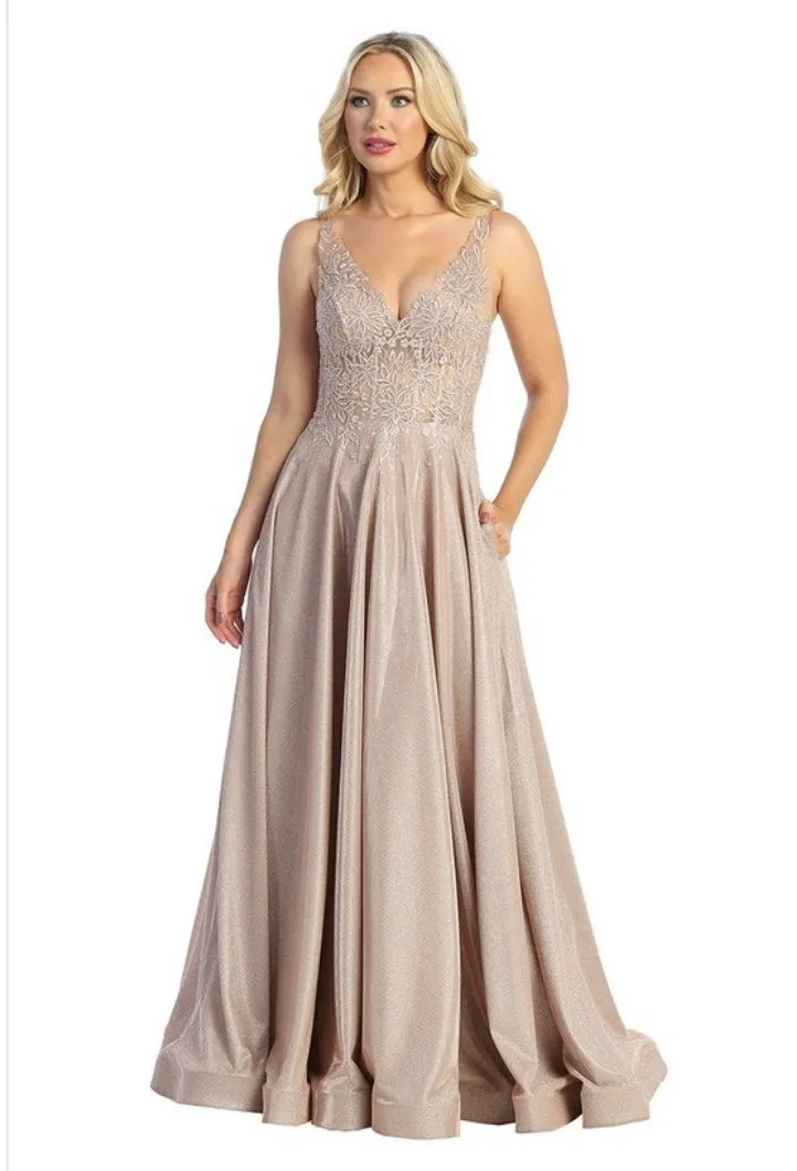 Let’s Evening Gowns 7708L