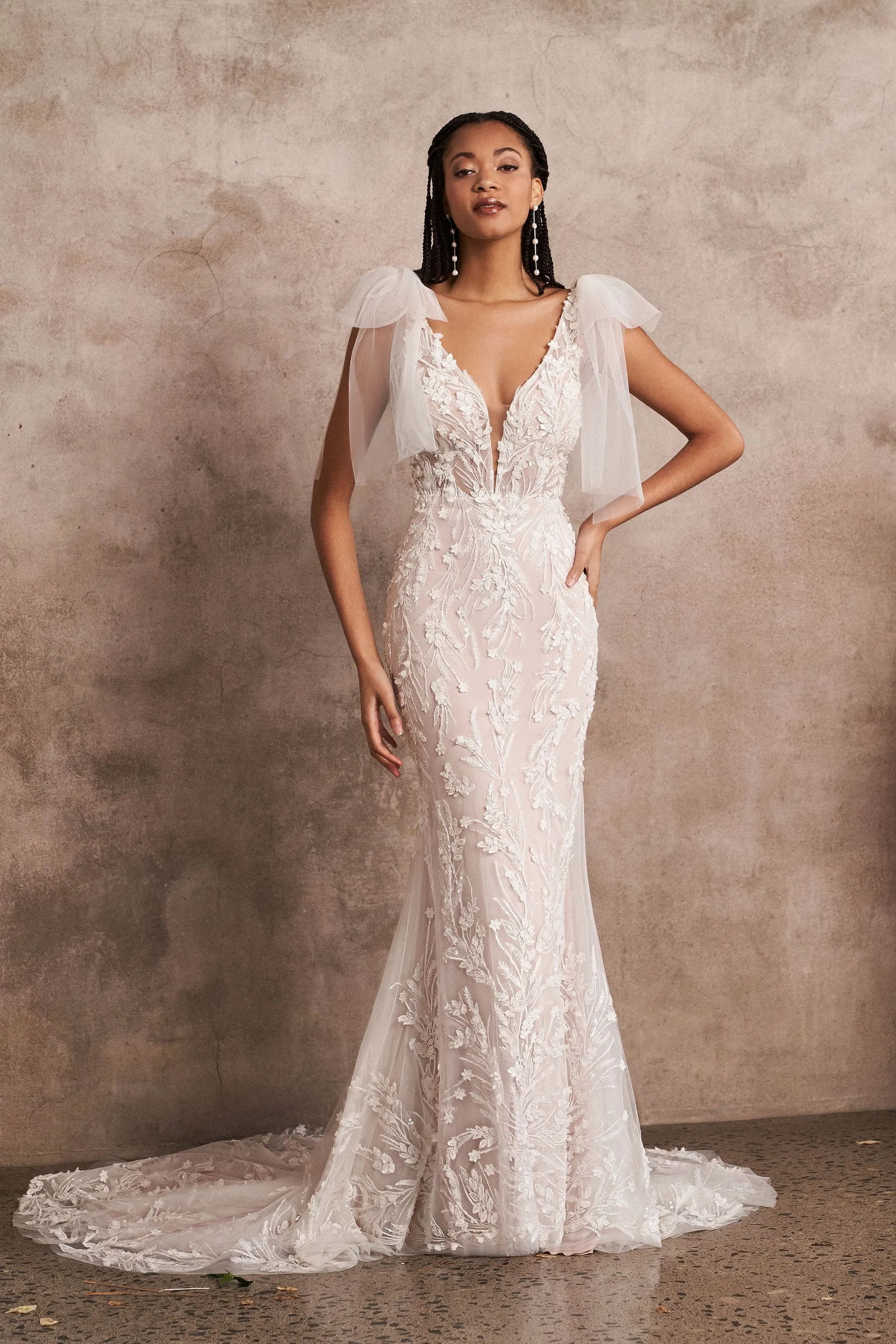 Lillian West - Style 66212