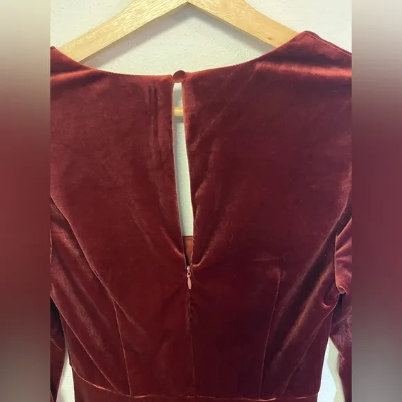 Lulu’s Lovely And Luminous Rust Velvet Long Sleeve Maxi Dress Gown Size Medium