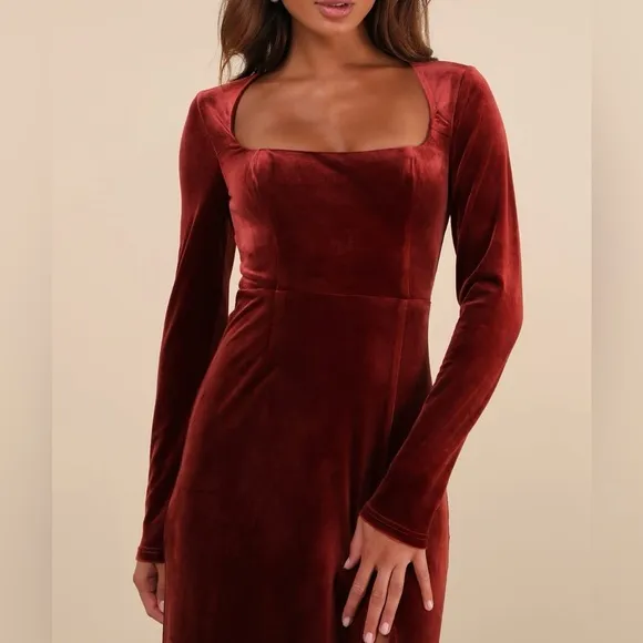 Lulu’s Lovely And Luminous Rust Velvet Long Sleeve Maxi Dress Gown Size Medium