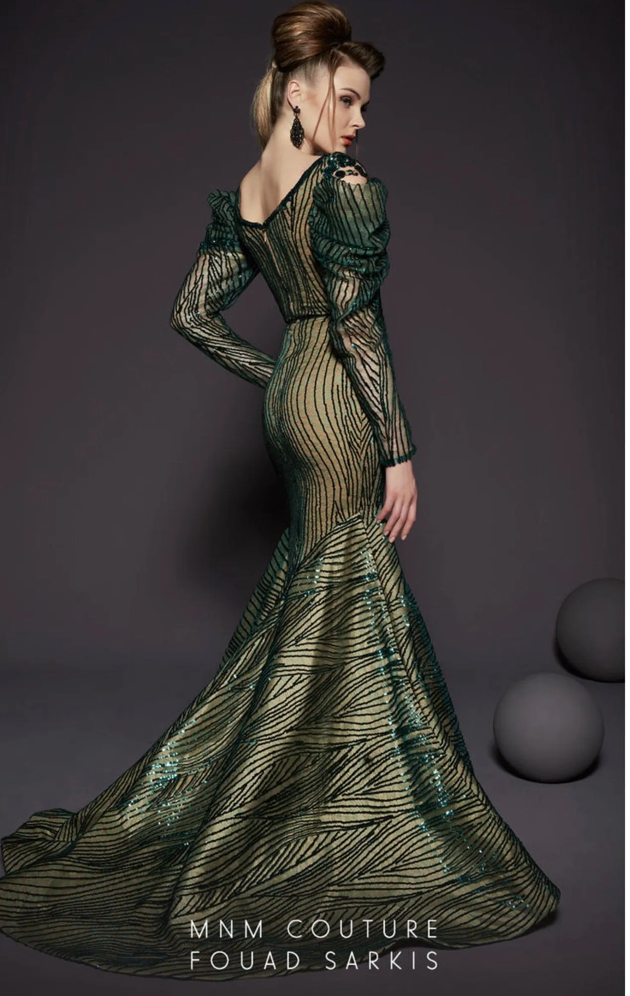 MnM Couture 2452