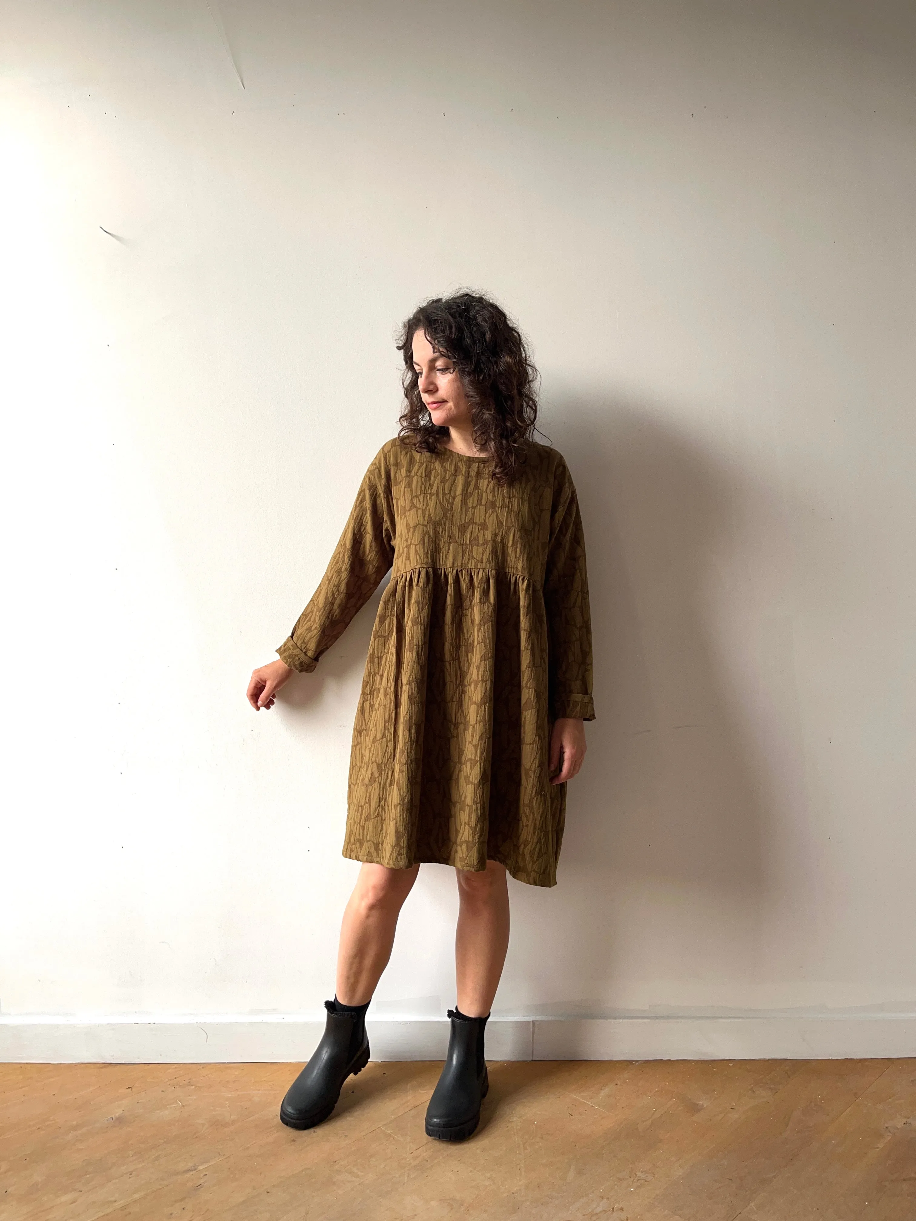 Moss textured knee length dress