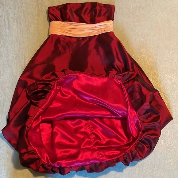 Next Eve strapless burgundy crimson formal dress w/cream sash, zip back,balloon