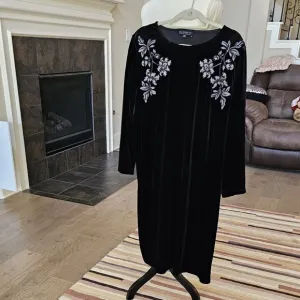 Nwot Eloquii black velvet dress knee length size20