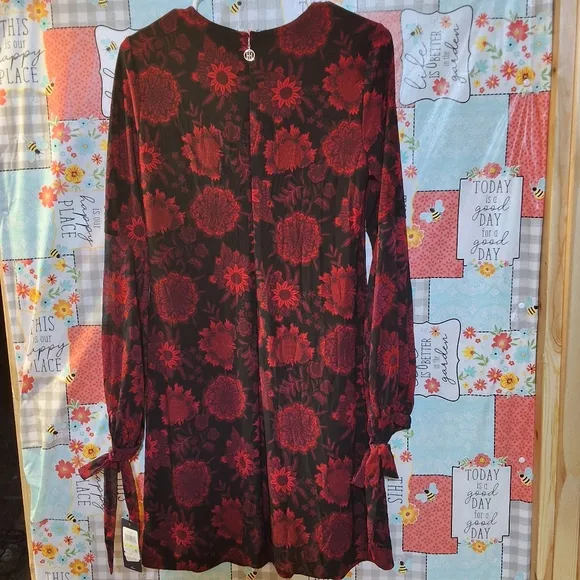 NWT TOMMY HILFIGER CHIFFON-SLEEVE A-LINE DRESS