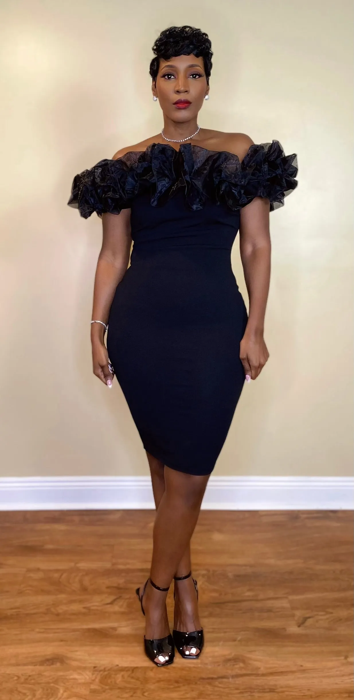 OFF THE SHOULDER RUFFLE DRESS