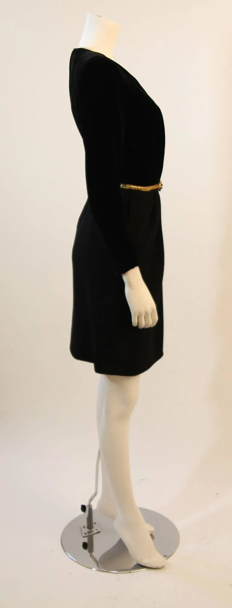 OSCAR DE LA RENTA Black & Gold Velvet Bodice Cocktail Dress
