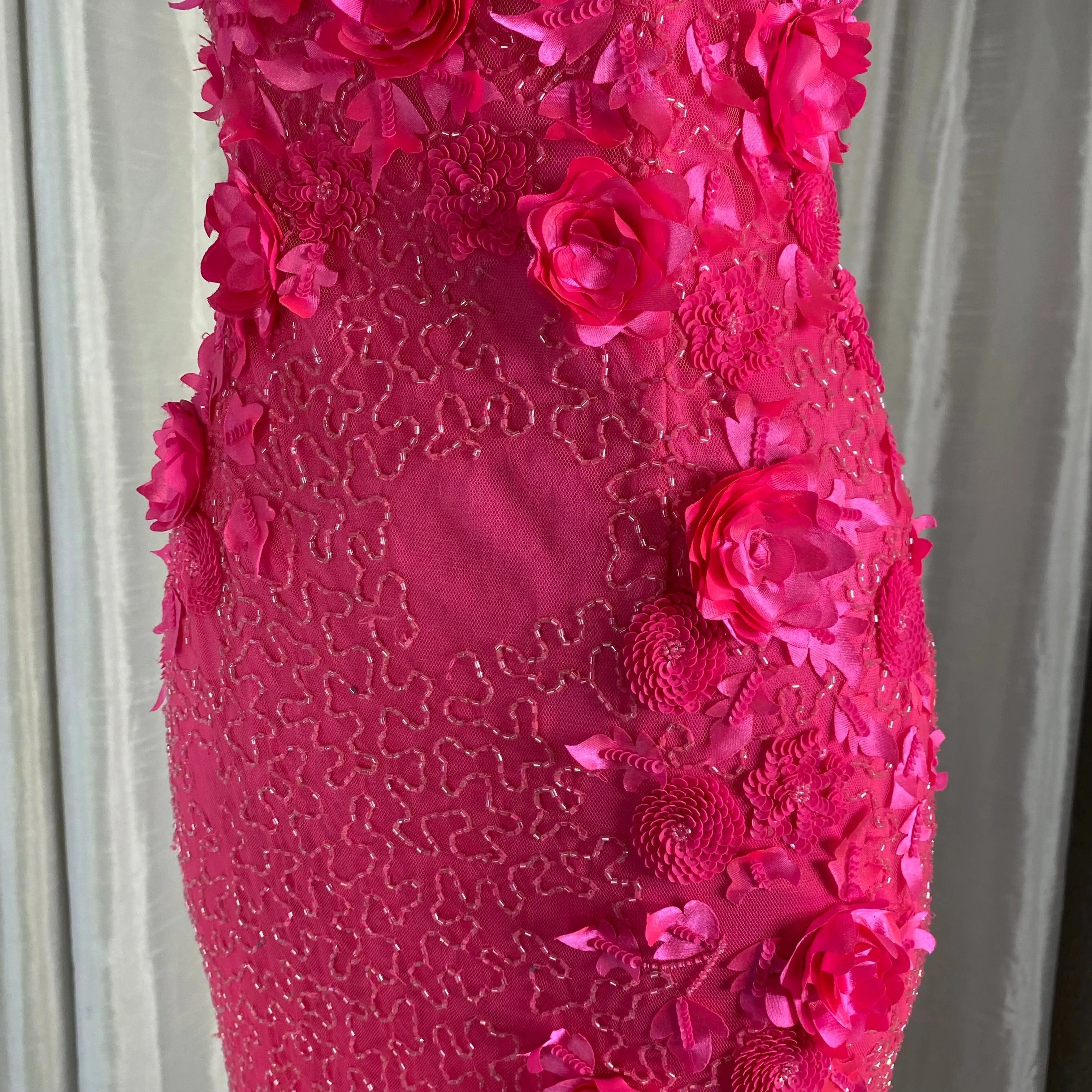 PRIMAVERA Style 3948 Long Gown 3D Flowers Neon Pink Size 0