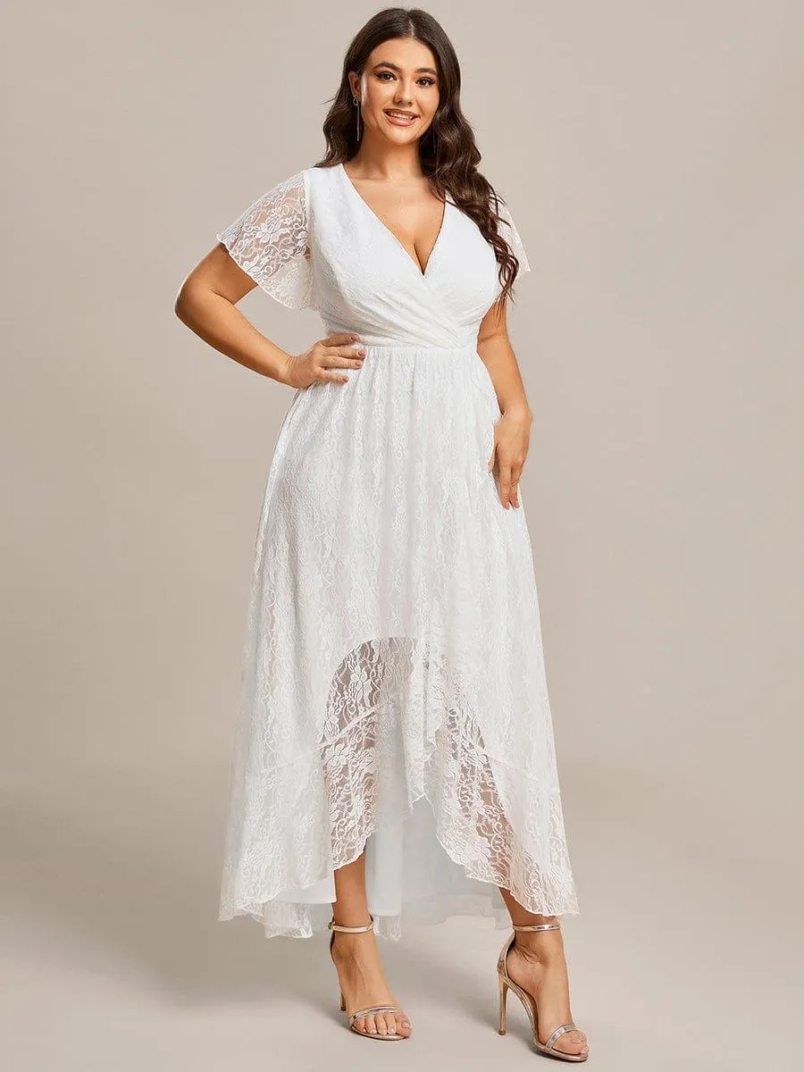 Robe de soirée en dentelle plissée à manches courtes et col en V
