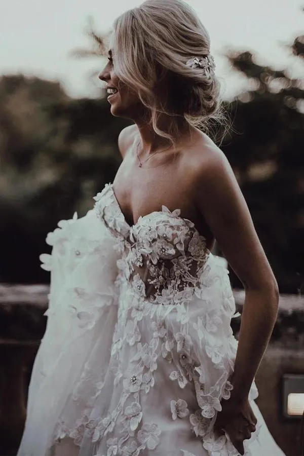 Romantic Floral Appliqued Boho Tulle A-line Sweetheart Wedding Dress, SW341