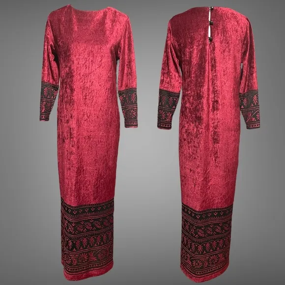 Ruth Norman New York Vintage Burgundy Velvet Dress!