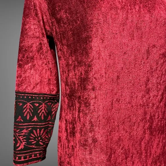 Ruth Norman New York Vintage Burgundy Velvet Dress!