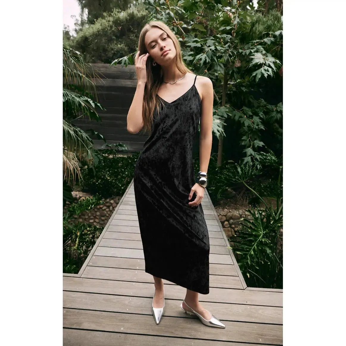 SELINA CRUSHED VELVET DRESS