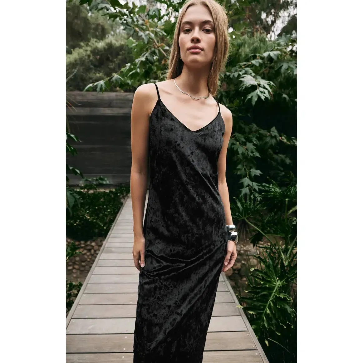 SELINA CRUSHED VELVET DRESS