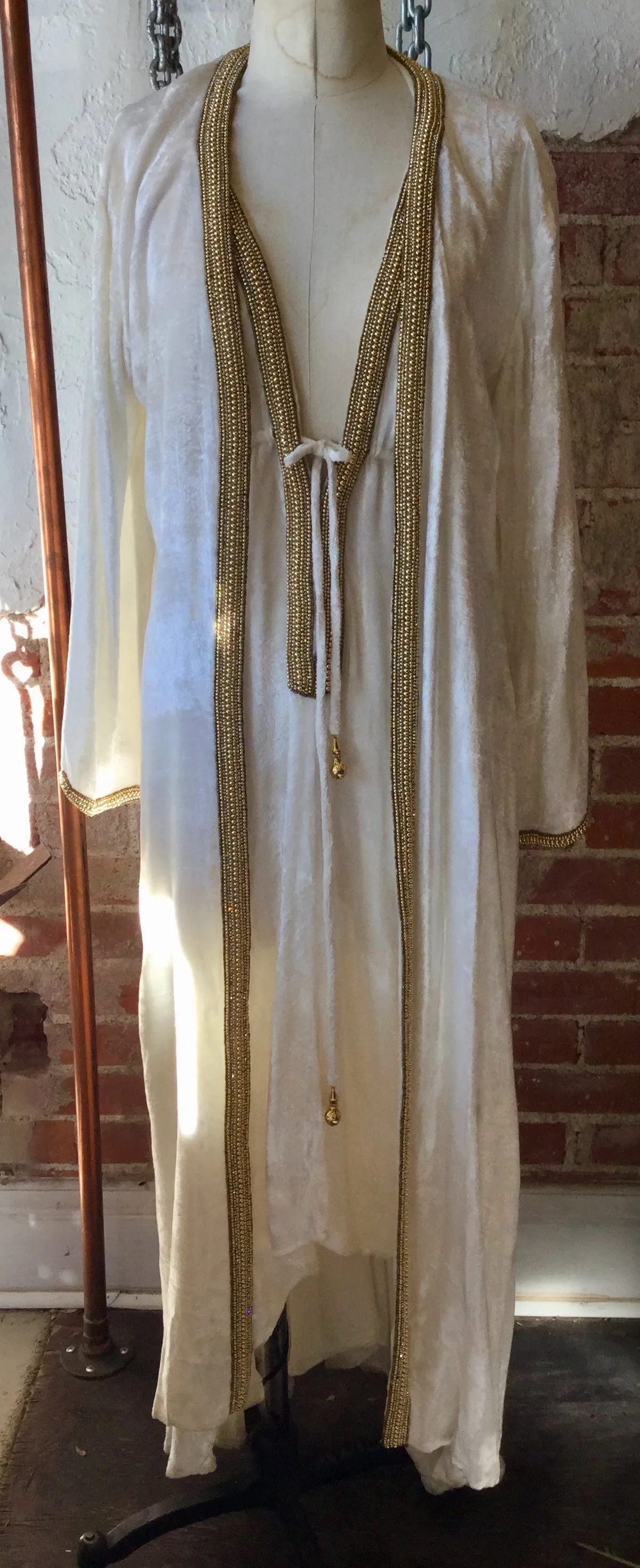 Snowdance Velvet Kimono