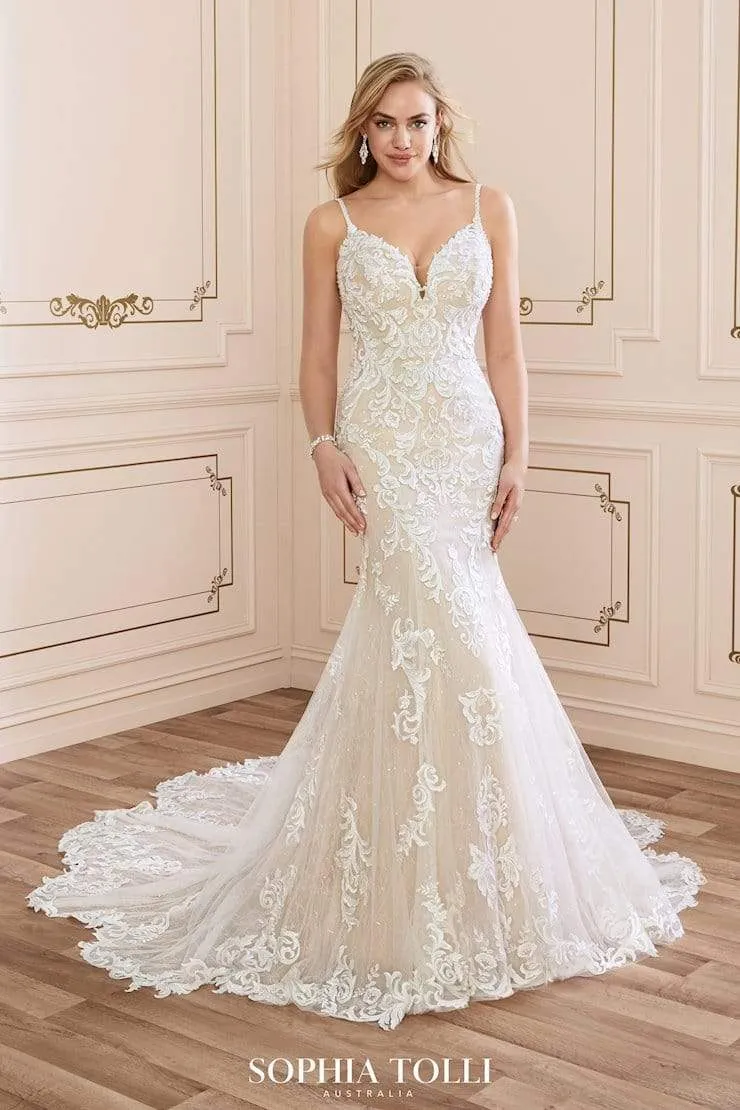 Sophia Tolli: Y22042 - Tamara