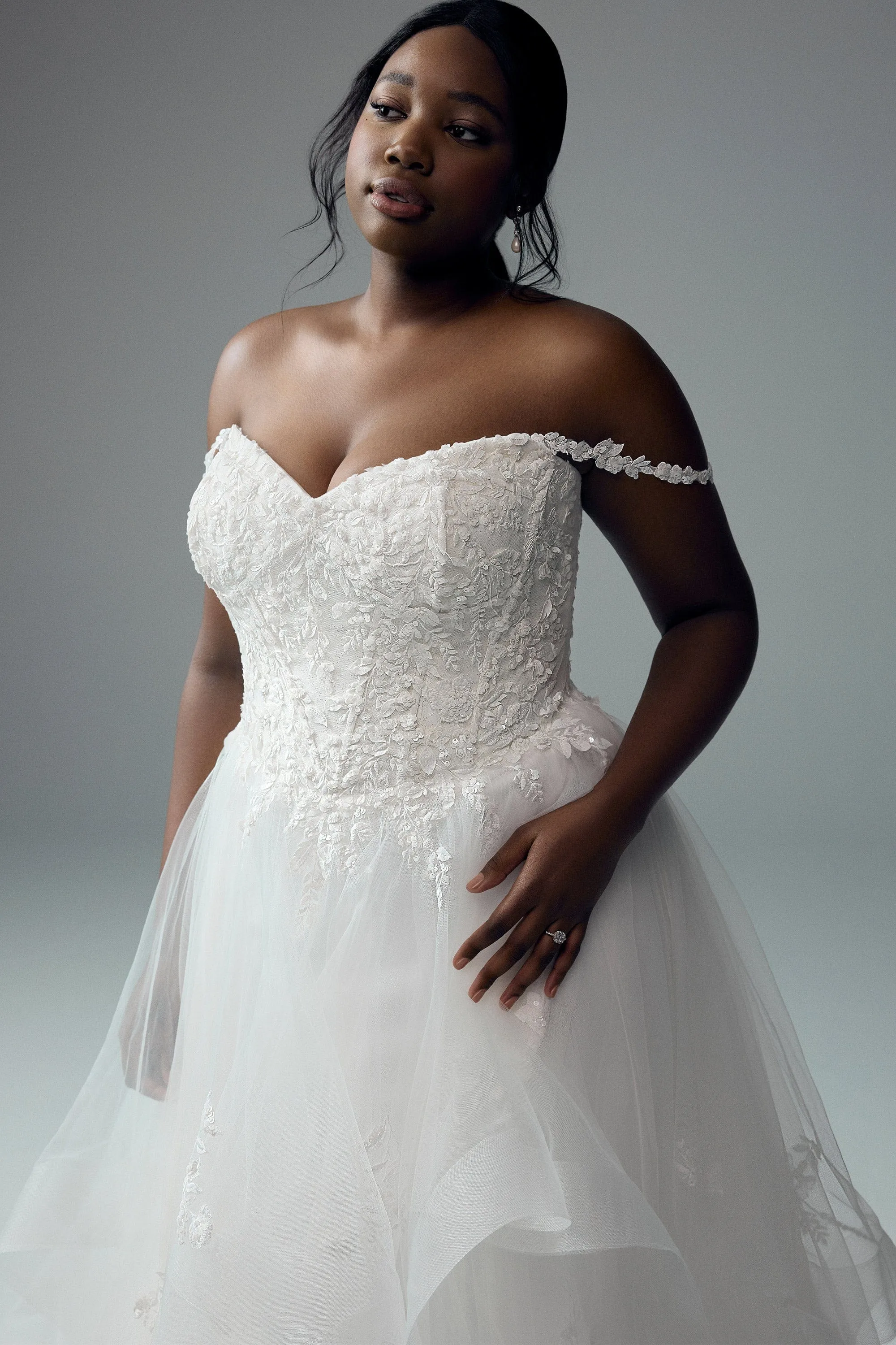 Sophia Tolli: Y3186FI - Tia