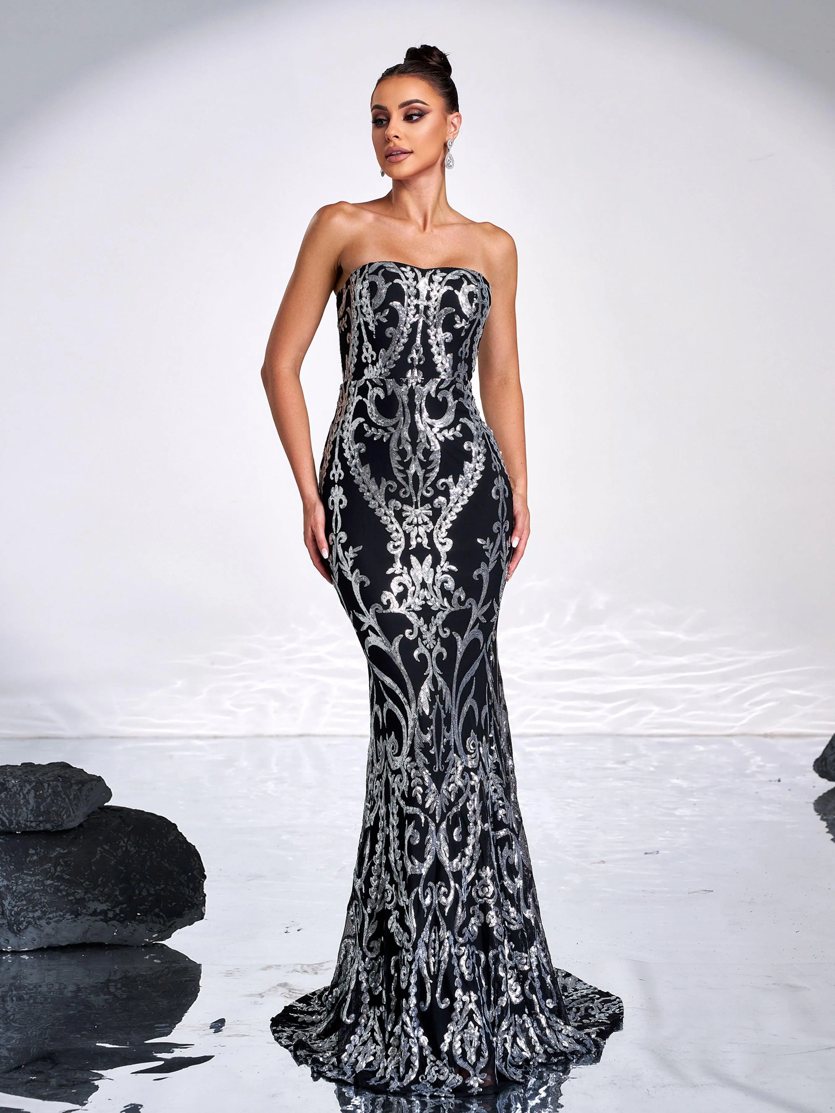 Strapless Mermaid Sequin Maxi Dress XH1342